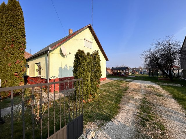Eladó családi ház, Győrasszonyfán 34.9 M Ft, 3 szobás