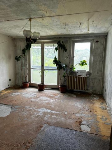 Eladó panellakás, Budapesten, III. kerületben 64.9 M Ft
