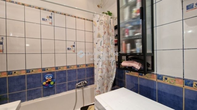 Eladó téglalakás, Budapesten, XXI. kerületben 36.5 M Ft