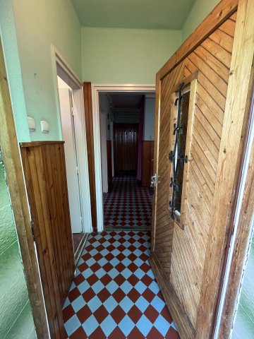 Eladó ikerház, Debrecenben 165 M Ft, 8 szobás