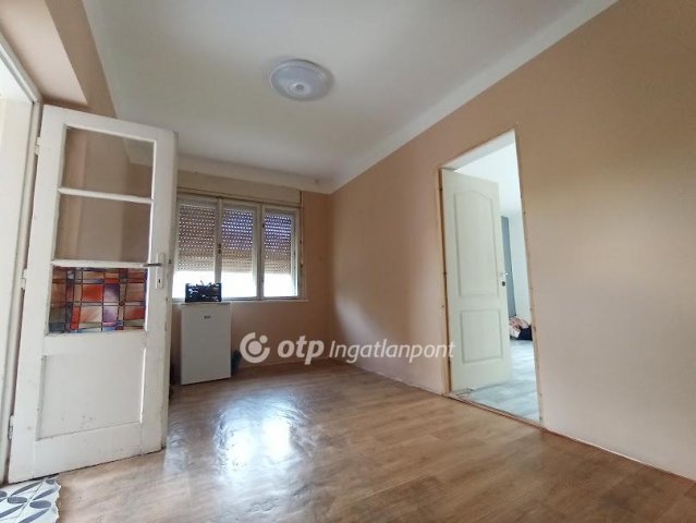 Eladó családi ház, Ecséden 18.9 M Ft, 4 szobás