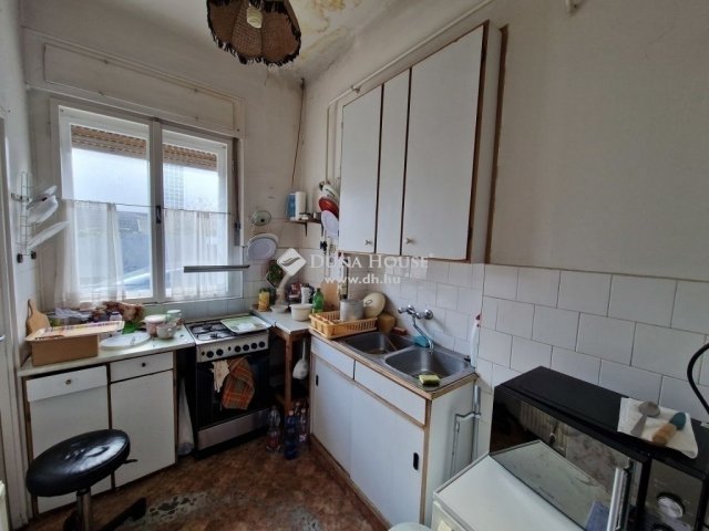 Eladó családi ház, Budapesten, XVI. kerületben 114.9 M Ft