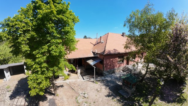 Eladó családi ház, Szilvásváradon 39.9 M Ft, 4 szobás