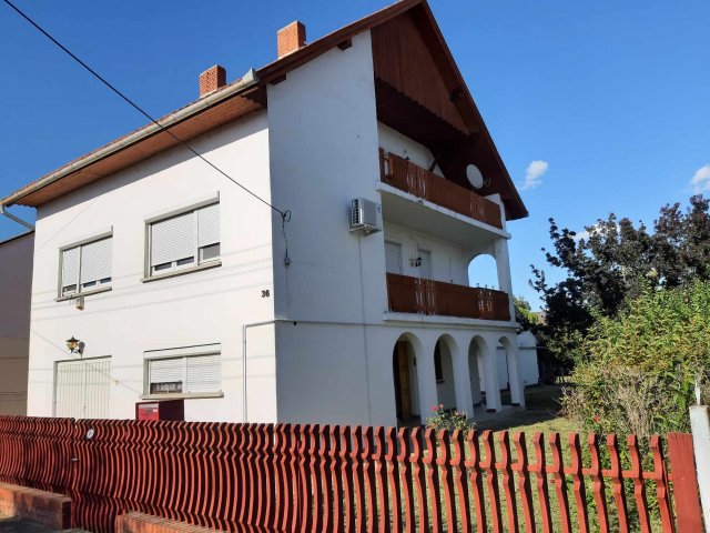 Eladó családi ház, Dombóváron, Csiky Gergely utcában 39.9 M Ft