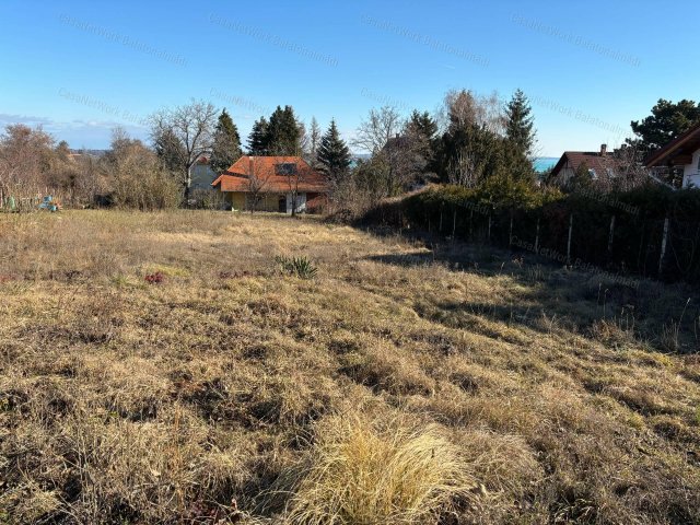 Eladó telek, Balatonalmádiban 53 M Ft / költözzbe.hu