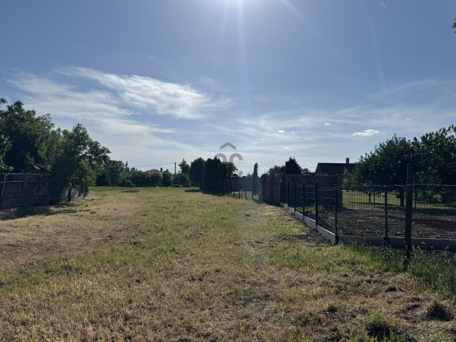 Eladó családi ház, Rácalmáson 59.9 M Ft, 4 szobás