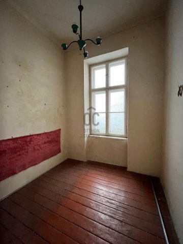 Eladó téglalakás, Budapesten, V. kerületben 101 M Ft, 2 szobás