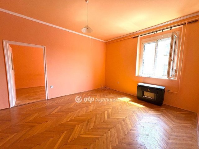 Eladó panellakás, Miskolcon 22.5 M Ft, 2 szobás