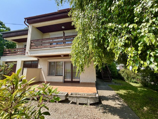 Kiadó ikerház, albérlet, Balatonfüreden 280 E Ft / hó, 4 szobás