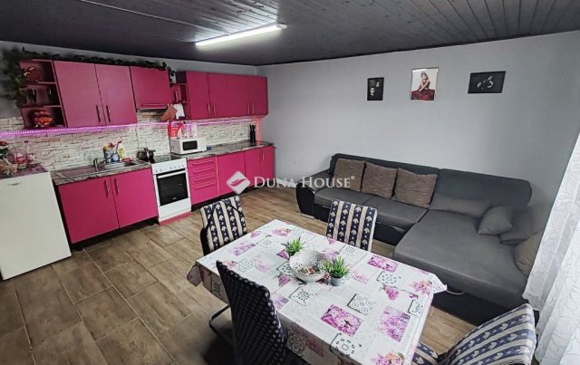 Eladó családi ház, Csurgón 12.999 M Ft, 4 szobás