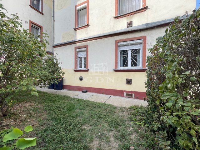 Eladó téglalakás, Budapesten, XI. kerületben 62 M Ft, 1 szobás