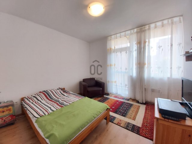 Eladó téglalakás, Hatvanban 33 M Ft, 2 szobás
