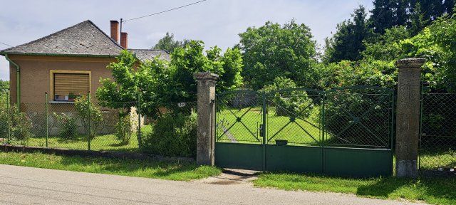 Eladó családi ház, Alsóújlakon 25.5 M Ft, 2 szobás