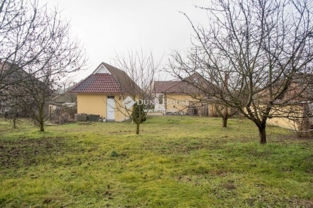 Eladó családi ház, Dányon 54.9 M Ft, 4 szobás