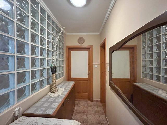 Eladó téglalakás, Mosonmagyaróváron 34.99 M Ft, 4 szobás