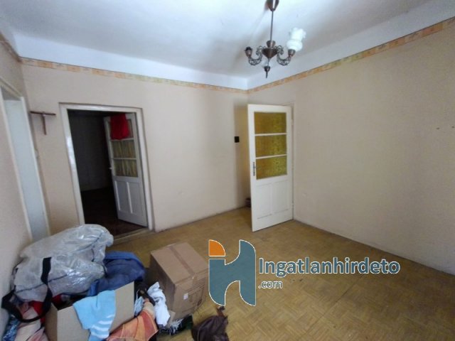Eladó családi ház, Gödöllőn 45 M Ft, 3 szobás
