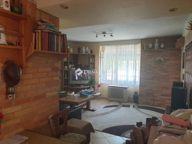 Eladó családi ház, Kisbéren 86.9 M Ft, 3 szobás