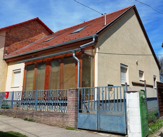 Eladó családi ház, Kaposváron 82.5 M Ft, 4+1 szobás