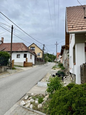 Eladó telek, Pilisszentkereszten 55 M Ft / költözzbe.hu