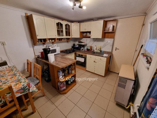 Eladó családi ház, Mádon 20.5 M Ft, 1+2 szobás