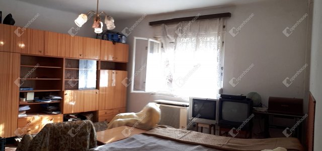 Eladó családi ház, Nyimen 35 M Ft, 2 szobás