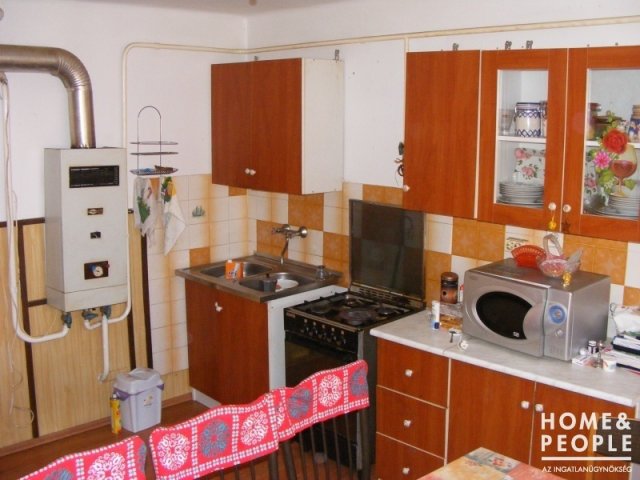 Eladó családi ház, Kiskunmajsán 29.9 M Ft, 3+3 szobás