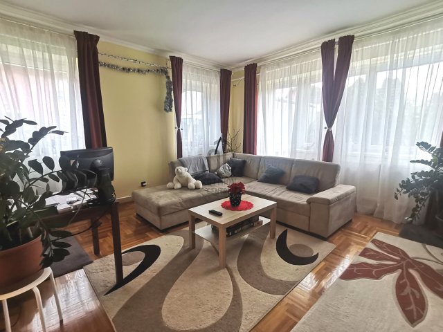 Eladó családi ház, Gyömrőn 139 M Ft, 6 szobás