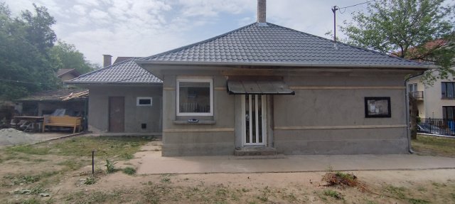 Eladó családi ház, Sülysápon 50.1 M Ft, 3 szobás