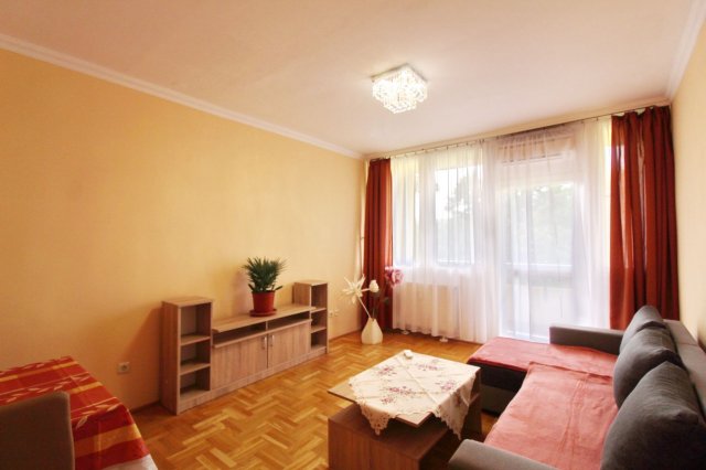 Kiadó téglalakás, albérlet, Debrecenben 380 E Ft / hó, 3 szobás
