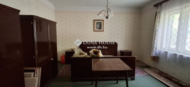 Eladó családi ház, Taksonyon 54 M Ft, 3 szobás