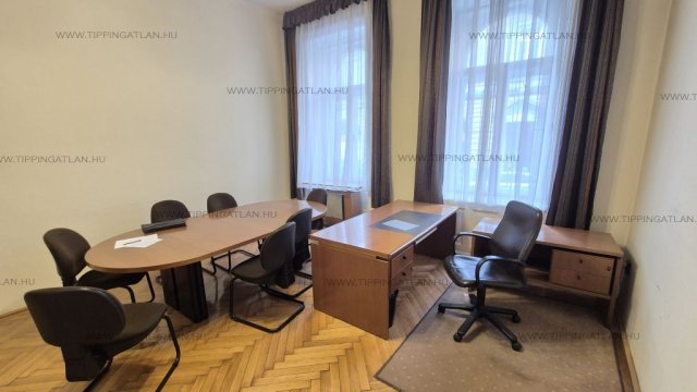 Eladó téglalakás, Budapesten, VI. kerületben 99 M Ft, 3 szobás