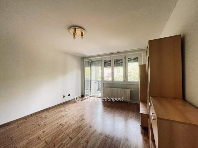 Eladó panellakás, Budapesten, X. kerületben 51.3 M Ft, 1 szobás