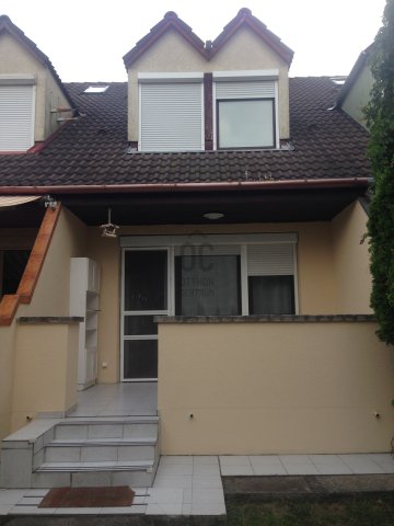Kiadó sorház, albérlet, Kecskeméten 215 E Ft / hó, 3 szobás