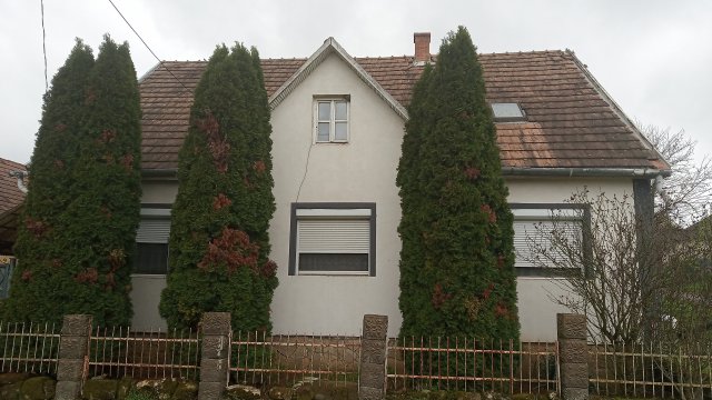 Eladó családi ház, Kállón 19.5 M Ft, 4+1 szobás