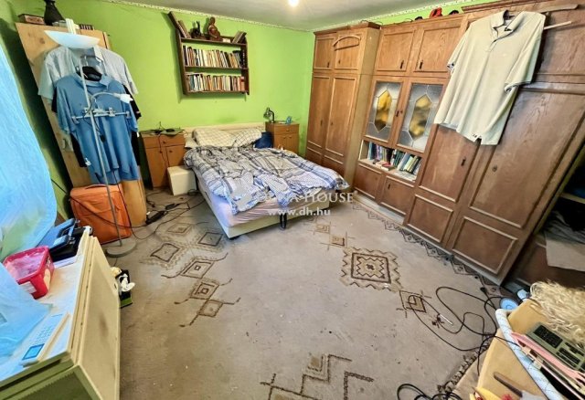 Eladó családi ház, Kecskeméten 16.89 M Ft, 2 szobás