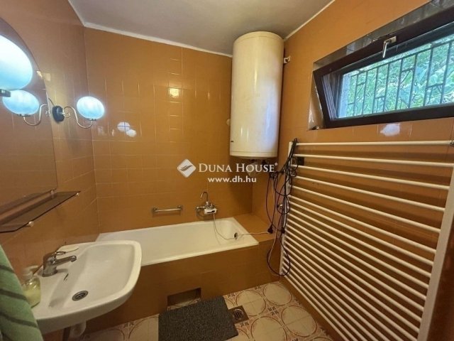 Eladó családi ház, Gyömrőn 67.9 M Ft, 3 szobás