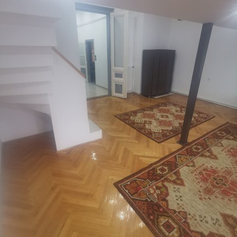 Eladó téglalakás, Budapesten, VI. kerületben 94.9 M Ft