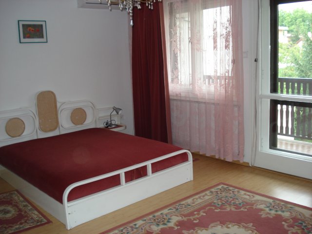 Kiadó családi ház, albérlet, Debrecenben 295 E Ft / hó