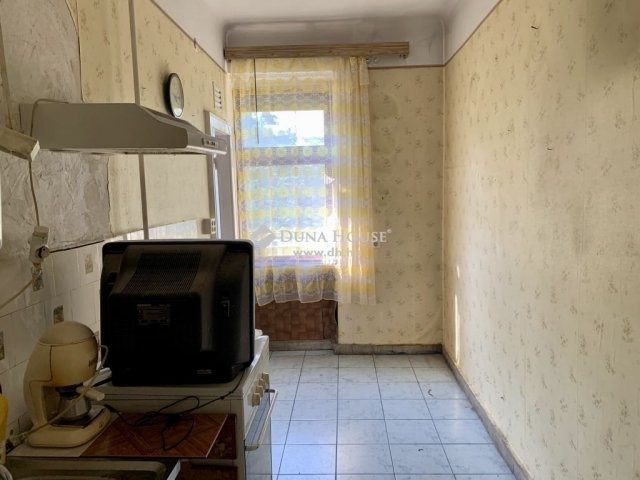 Eladó téglalakás, Budapesten, XIV. kerületben 40 M Ft, 1 szobás