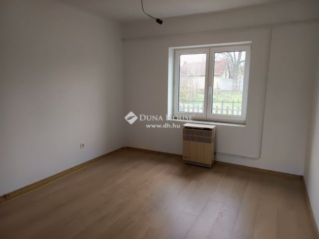 Eladó családi ház, Tápiógyörgyén 28.9 M Ft, 2 szobás