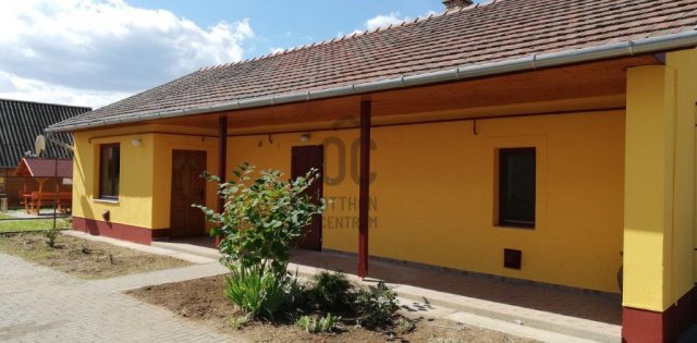 Eladó családi ház, Tiszafüreden 167 M Ft, 10 szobás
