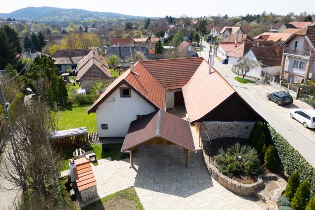 Eladó családi ház, Biatorbágyon 199 M Ft, 5 szobás