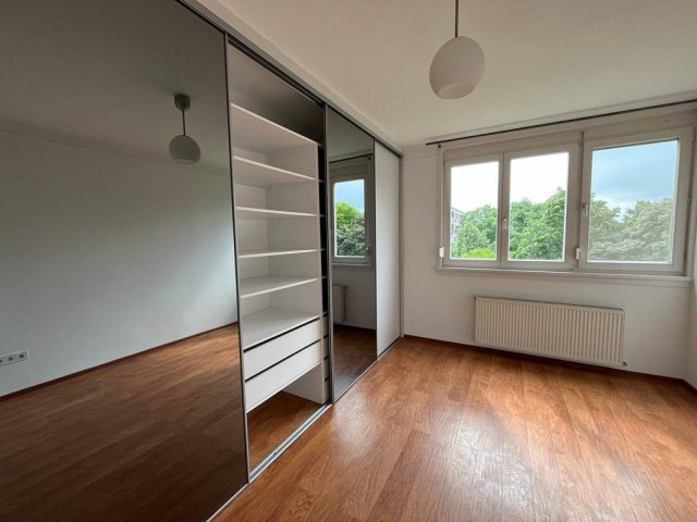 Eladó téglalakás, Budapesten, X. kerületben 62.5 M Ft