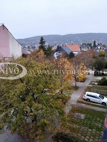 Eladó téglalakás, Balatonfüreden 95 M Ft, 3+3 szobás