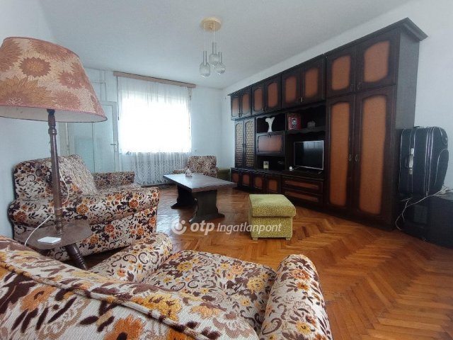 Eladó családi ház, Szarvason 55 M Ft, 2+2 szobás