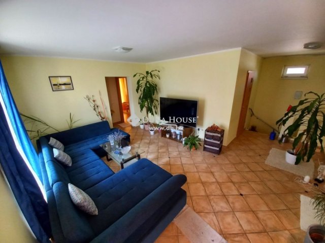 Eladó családi ház, Veszprémben 129.9 M Ft, 4 szobás