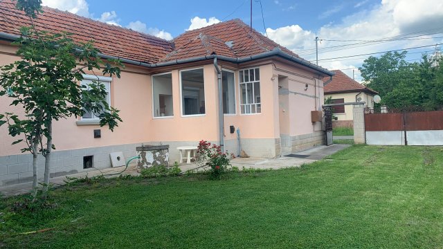 Eladó családi ház, Bogácson 35 M Ft, 4 szobás