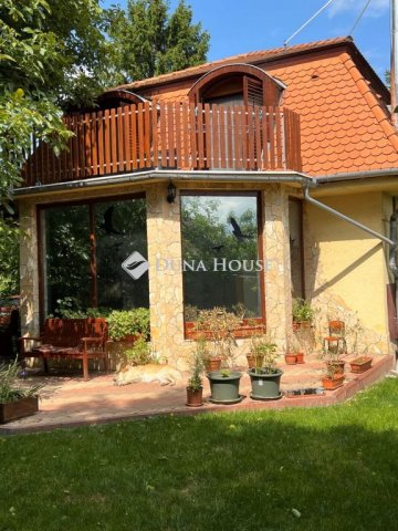 Eladó családi ház, Érden 175 M Ft, 6 szobás