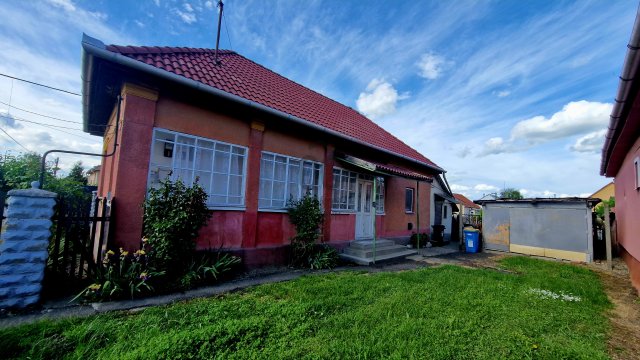 Eladó családi ház, Mályin 23.9 M Ft, 2 szobás