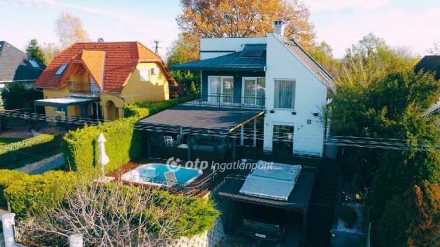 Eladó családi ház, Balatonfűzfőn 199.9 M Ft, 3+1 szobás